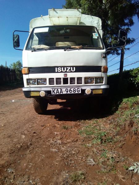 Isuzu D-MAX • 1990 • 800,000 km 1