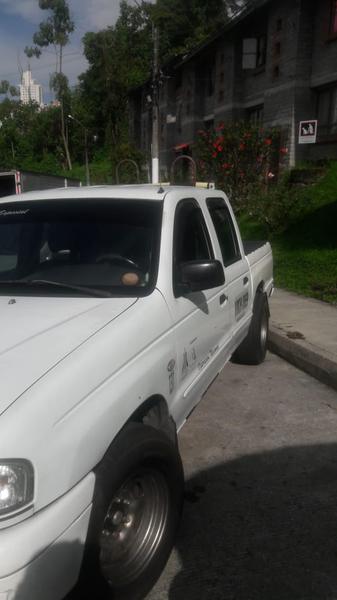 Mazda B2500 • 2006 • 300 km 1