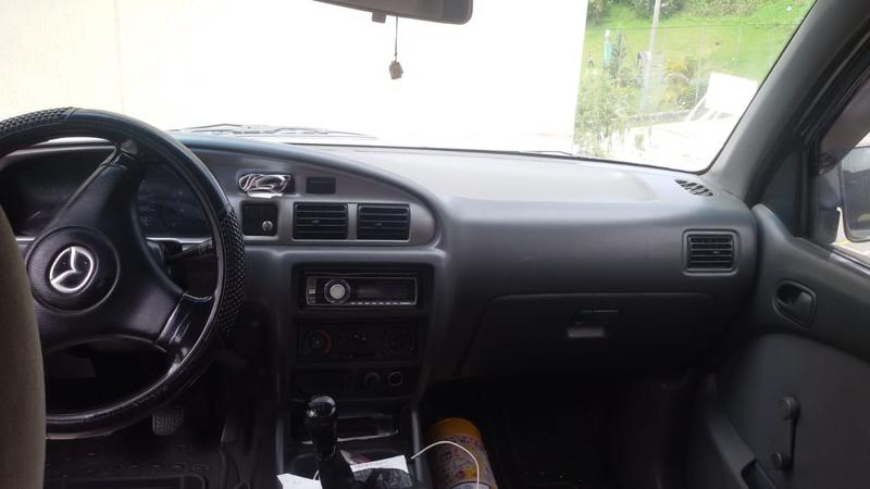 Mazda B2500 • 2006 • 300 km 4