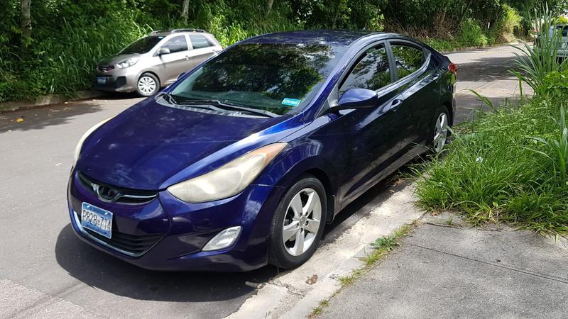 Hyundai Elantra • 2013 • 129,127 km 14