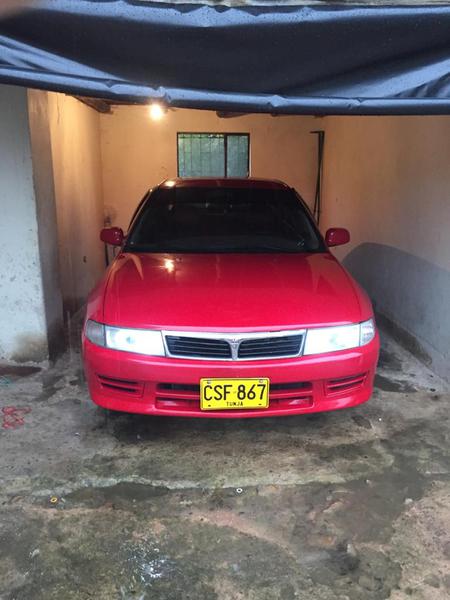Mitsubishi  • 1997 • 215,000 km 2