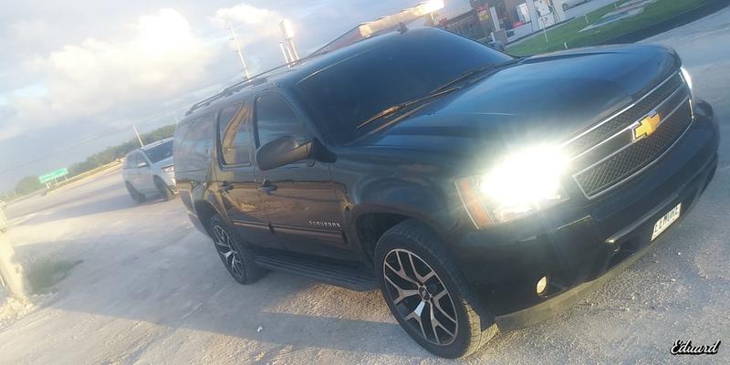 Chevrolet Suburban • 2014 • 95 km 2