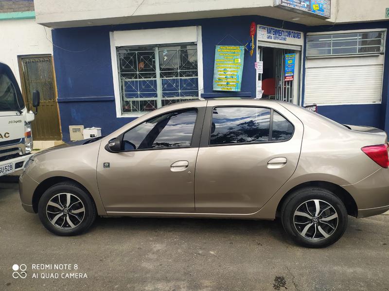 Renault Logan • 2018 • 36,000 km 1