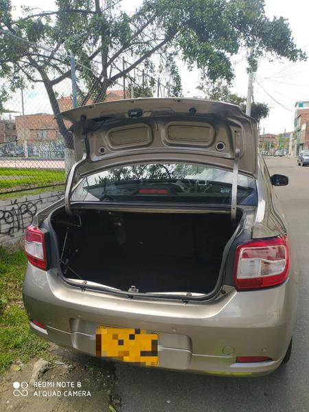 Renault Logan • 2018 • 36,000 km 8