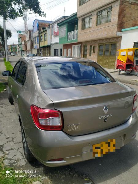 Renault Logan • 2018 • 36,000 km 2