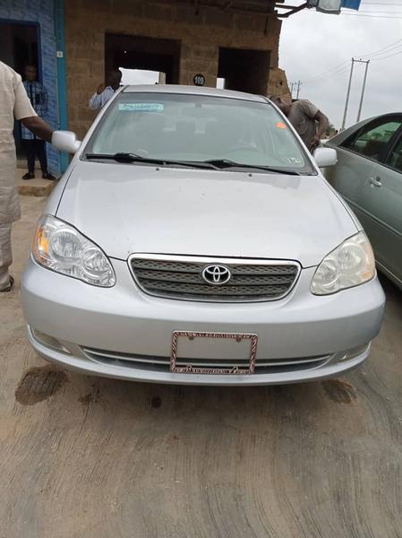 Toyota Corolla • 2005 • 14,234 km 2