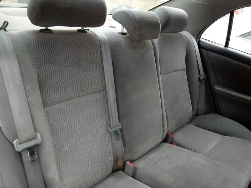 Toyota Corolla • 2005 • 14,234 km 6