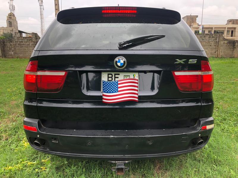 BMW X5 • 2006 • 400,000 km 2