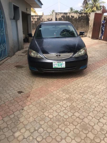 Toyota Camry • 2002 • 35 km 3