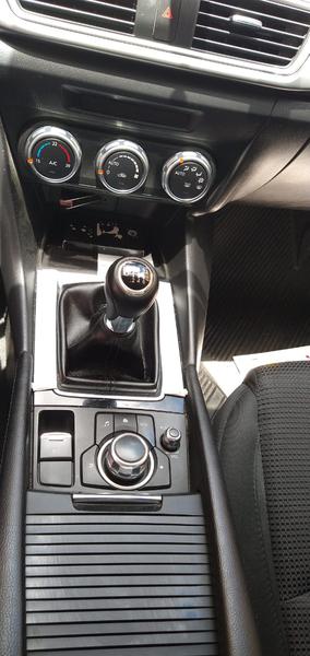 Mazda 3 • 2018 • 22,400 km 3