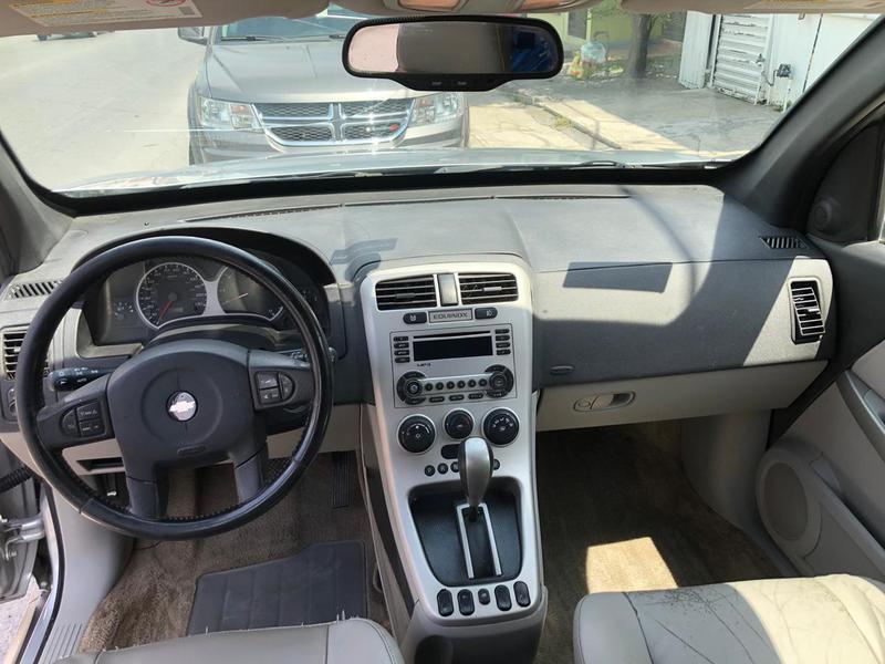 Chevrolet Equinox • 2006 • 176,000 km 3