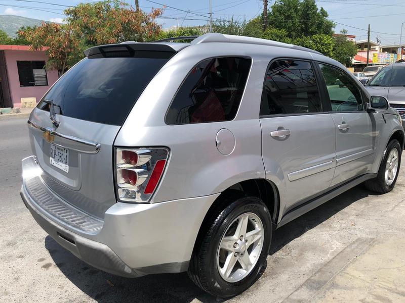 Chevrolet Equinox • 2006 • 176,000 km 6