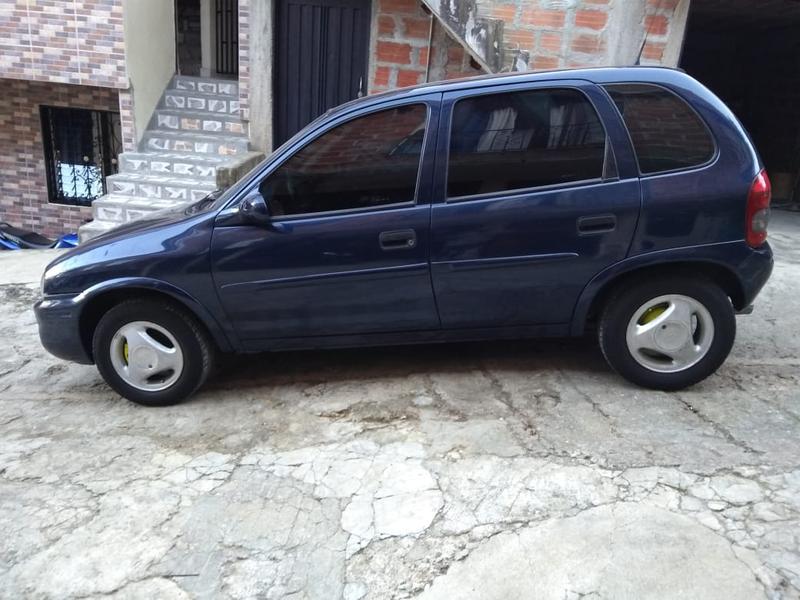 Chevrolet Corsa • 2001 • 156,000 km 5