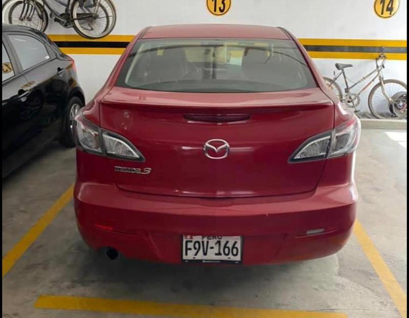 Mazda 3 • 2014 • 97,000 km 1