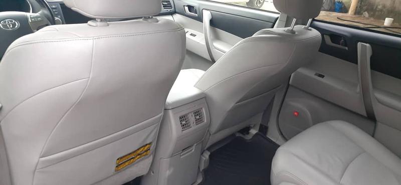 Toyota 4 Runner Limited • 2008 • 7,000 km 4