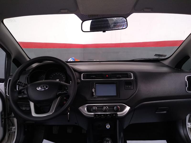 Kia Rio sedan • 2016 • 42,000 km 1