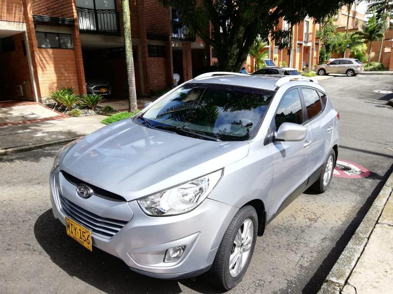 Hyundai Tucson • 2013 • 129,000 km 10