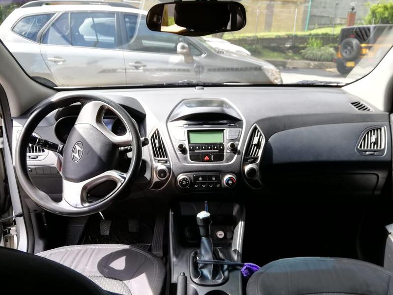 Hyundai Tucson • 2013 • 129,000 km 7