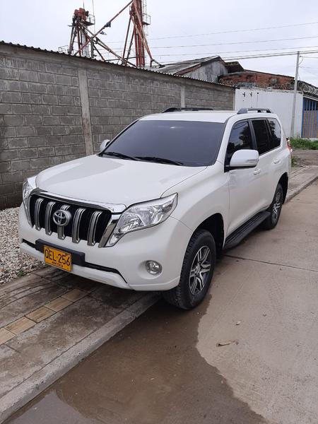 Toyota Land Cruiser • 2011 • 99,000 km 2
