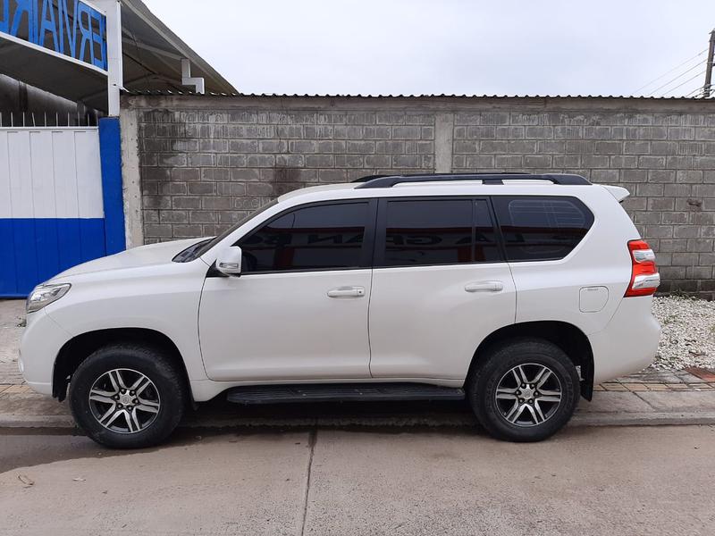 Toyota Land Cruiser • 2011 • 99,000 km 8