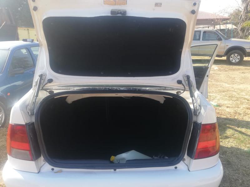 Volkswagen Polo • 1999 • 224,000 km 7