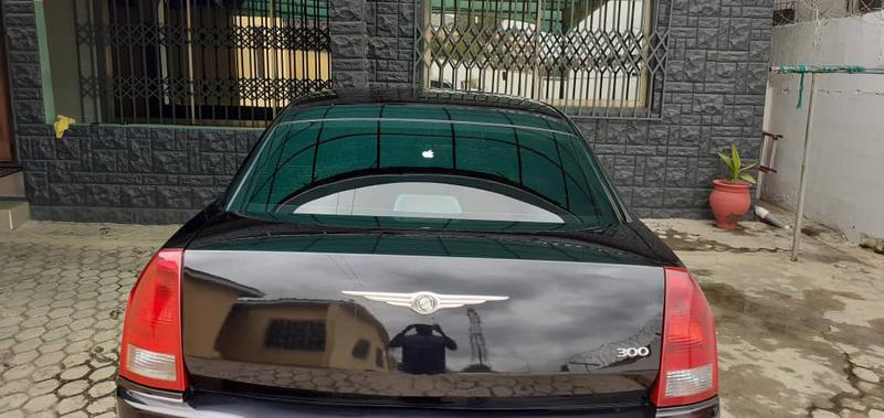 Chrysler 300 C • 2014 • 214,000 km 3