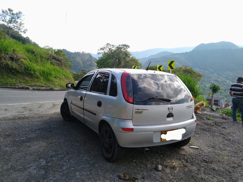 Chevrolet Corsa • 2004 • 134,100 km 3