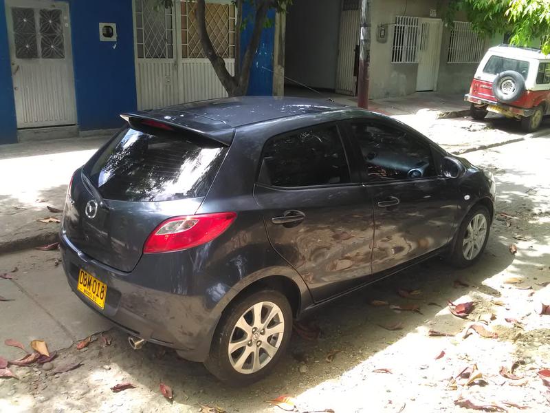 Mazda 2 • 2009 • 83,000 km 7