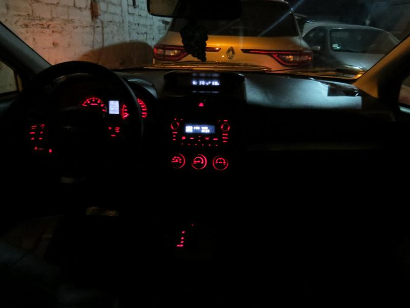 Subaru XV • 2013 • 130,000 km 4