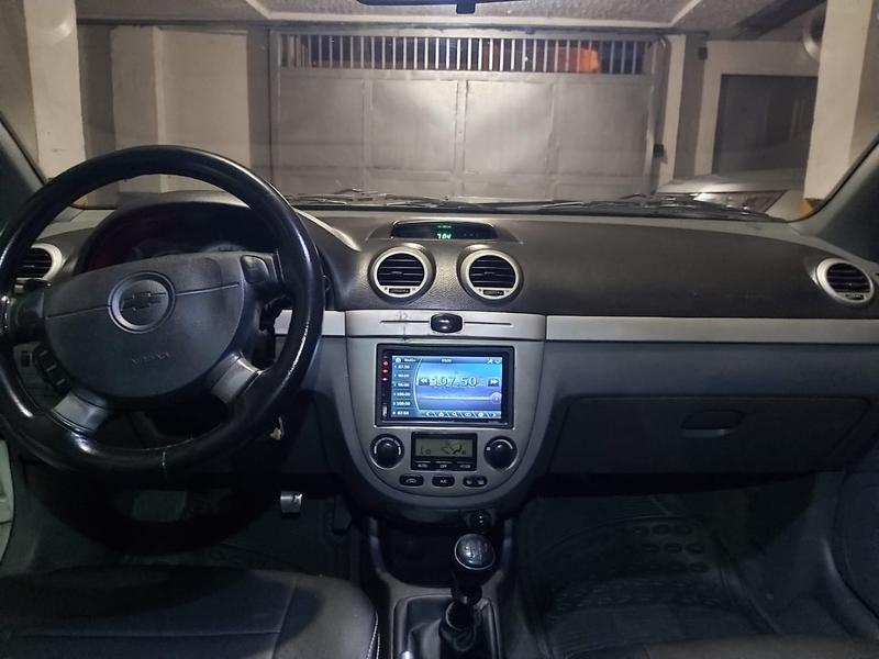 Chevrolet Optra • 2009 • 140,000 km 3