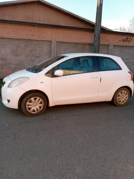 Toyota Yaris • 2006 • 163,381 km 2
