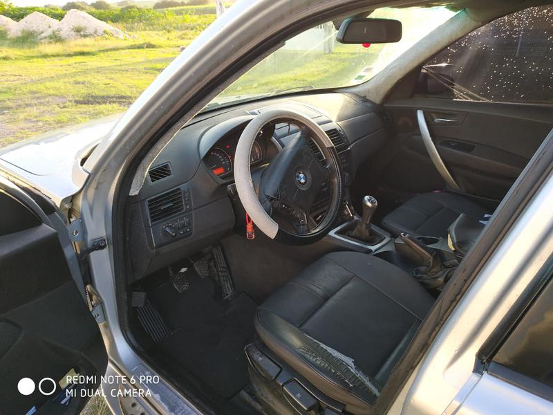 BMW  • 2005 • 315,000 km 5