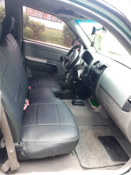 Chevrolet Luv • 2005 • 206,000 km 4