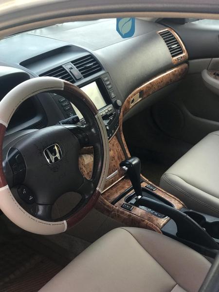 Honda Accord • 2004 • 134,114 km 9