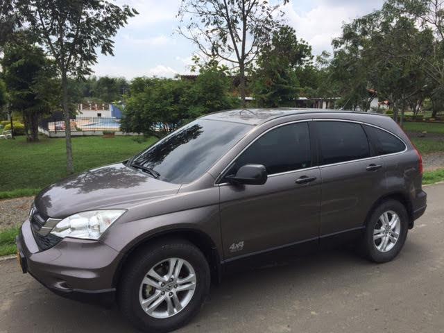 Honda CR-V • 2010 • 95,000 km 5
