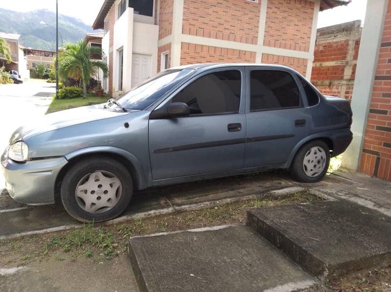 Chevrolet Corsa • 2003 • 273 km 1