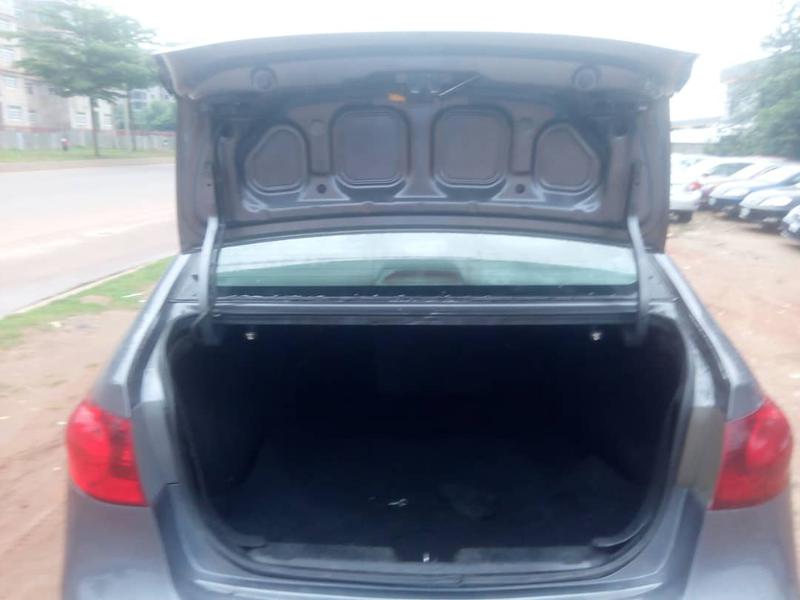 Hyundai Elantra • 2007 • 270,963 km 6