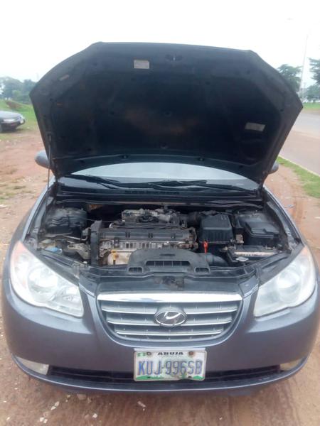 Hyundai Elantra • 2007 • 270,963 km 4