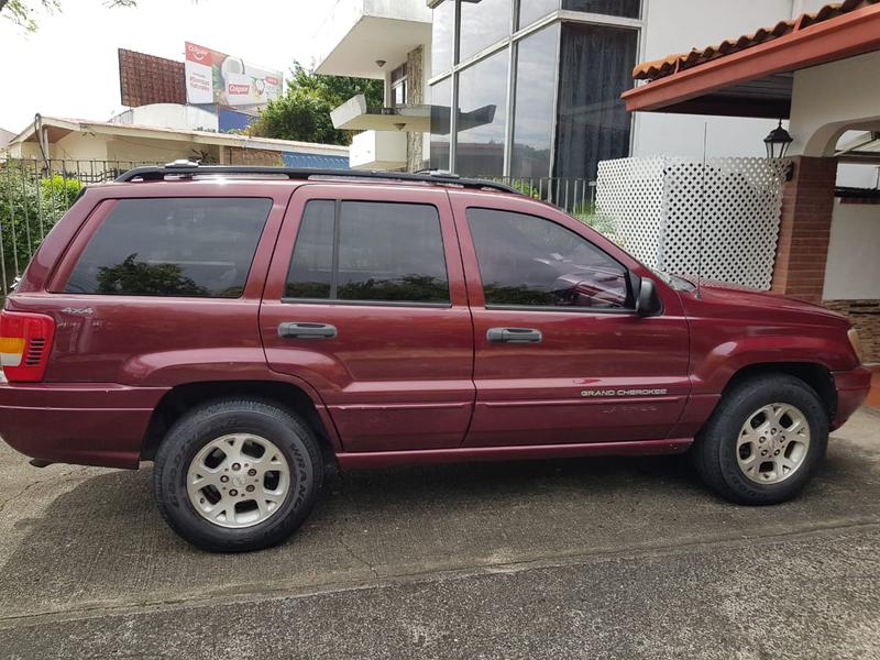 Jeep Cherokee • 1999 • 153,283 km 1