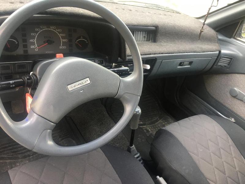 Suzuki Swift • 1999 • 84,500 km 6