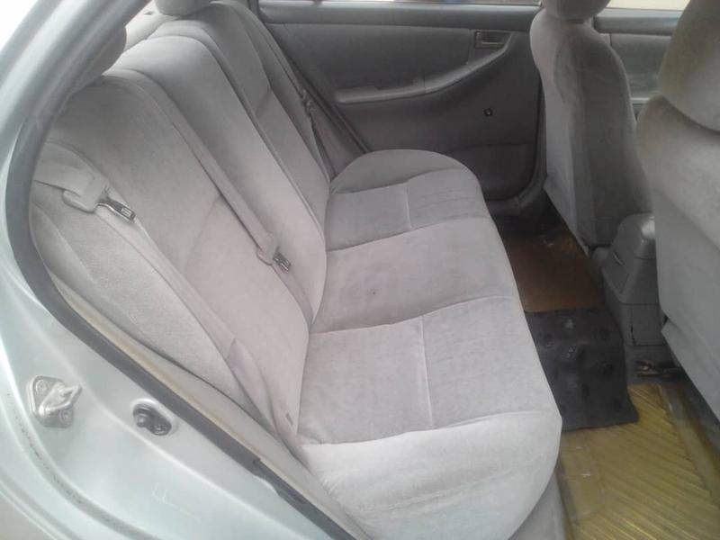 Toyota Corolla • 2003 • 18,000 km 3