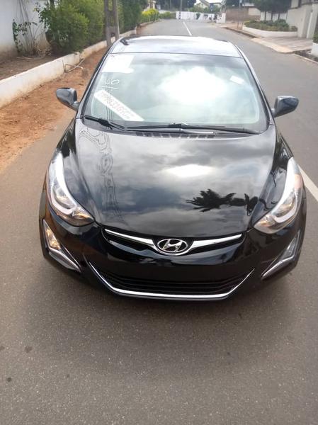 Hyundai Elantra • 2015 • 75,391 km 1