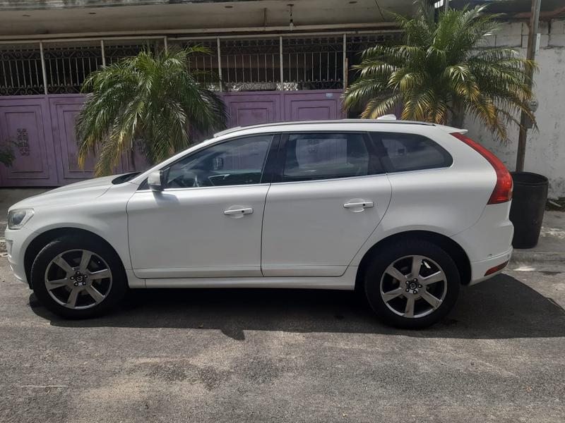 Volvo XC60 • 2014 • 110,000 km 4