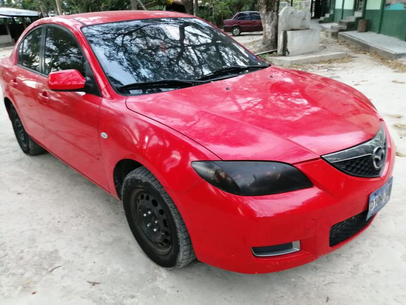 Mazda 3 • 2008 • 155,000 km 4