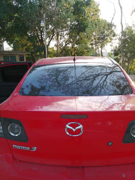 Mazda 3 • 2008 • 155,000 km 1