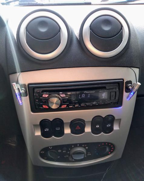 Renault 12 • 2012 • 59,800 km 12