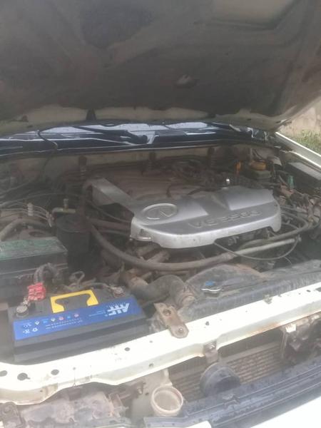 Infiniti QX • 2002 • 0 km 6