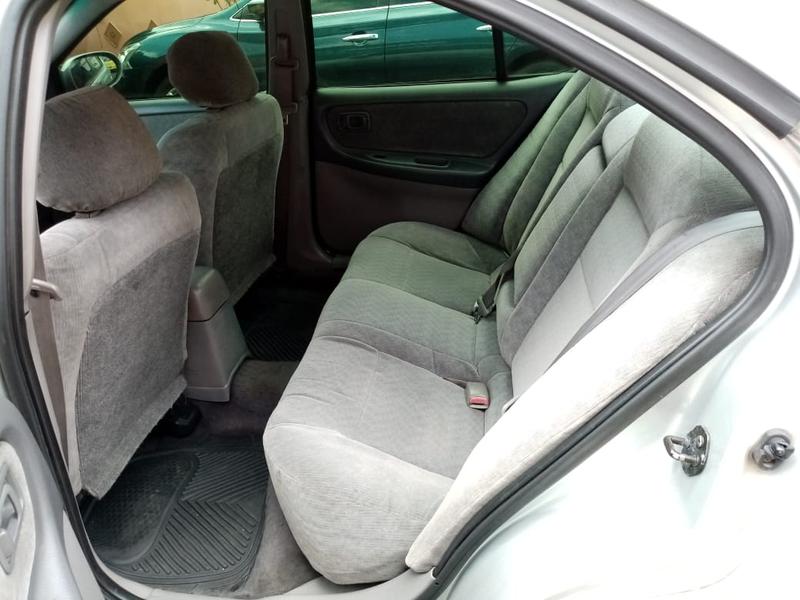 Nissan Altima • 2001 • 16,000 km 9