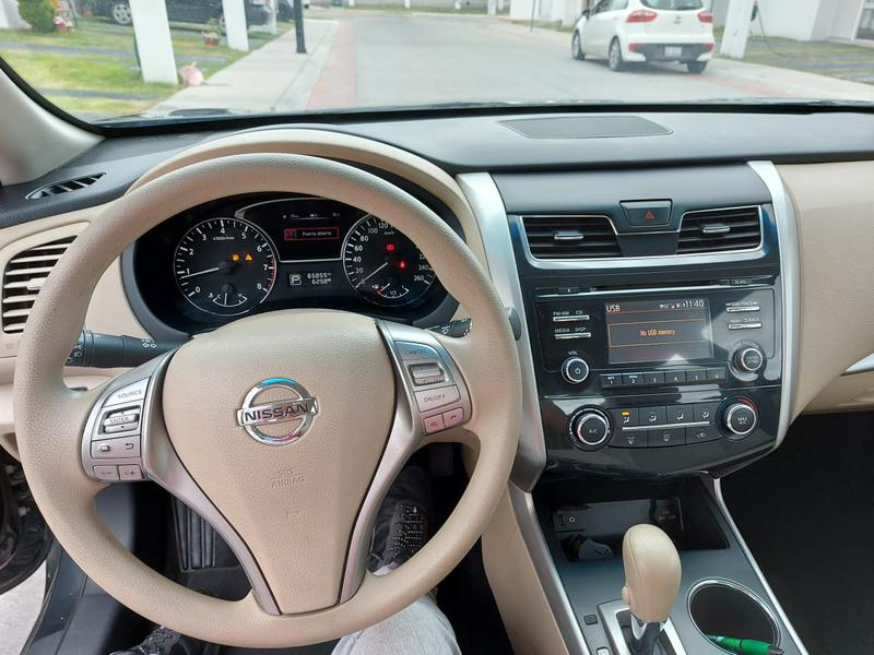 Nissan Altima • 2016 • 65,000 km 1