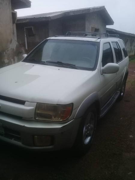 Infiniti QX • 2002 • 0 km 7